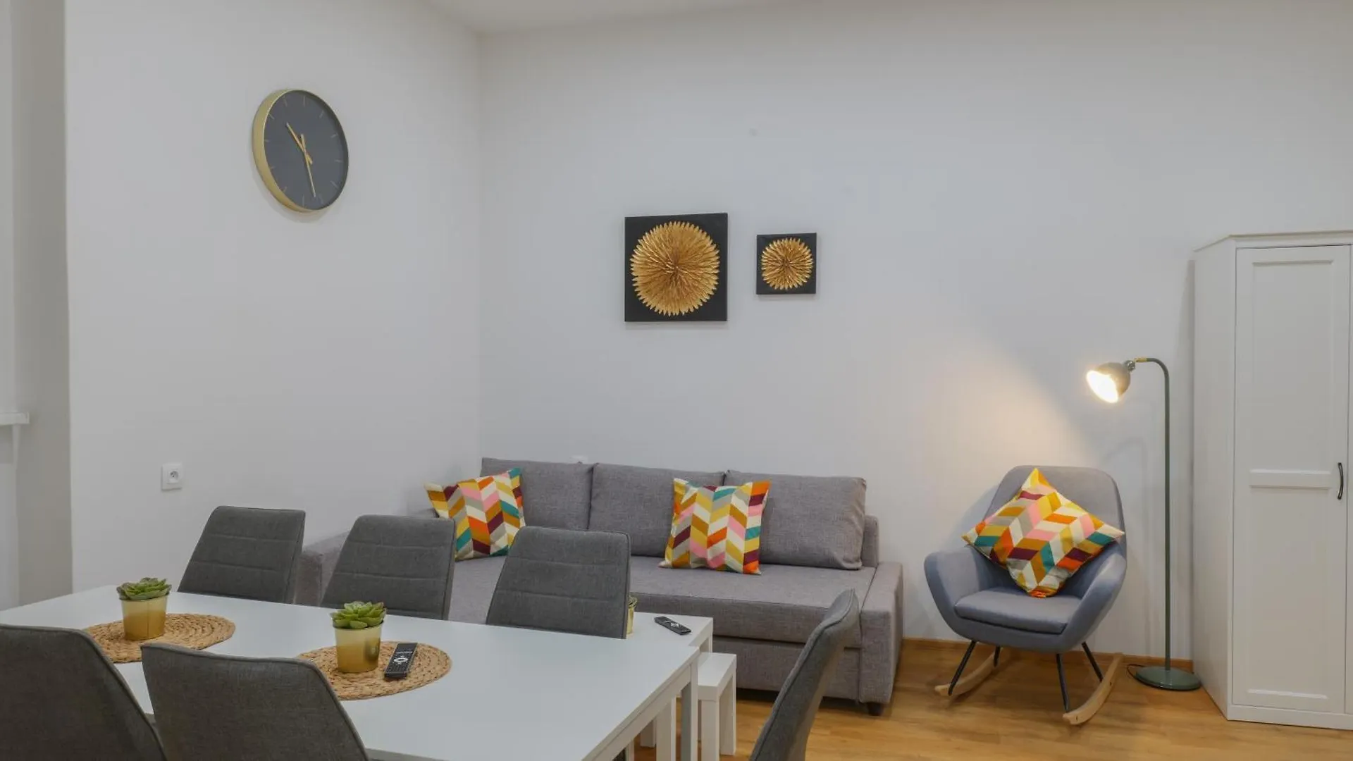 Krakovka Residence 4*, Прага
